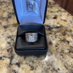 Hyo Silver Princess Cut Ring 6 3/4 size. Excellent condition